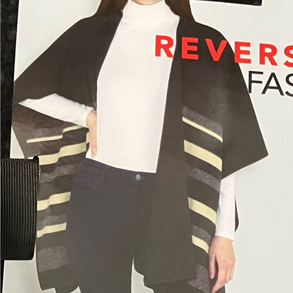 New Fashion Wrap / Cape by Ike Behar Reversible in black, grays & tan - Orig Pkg